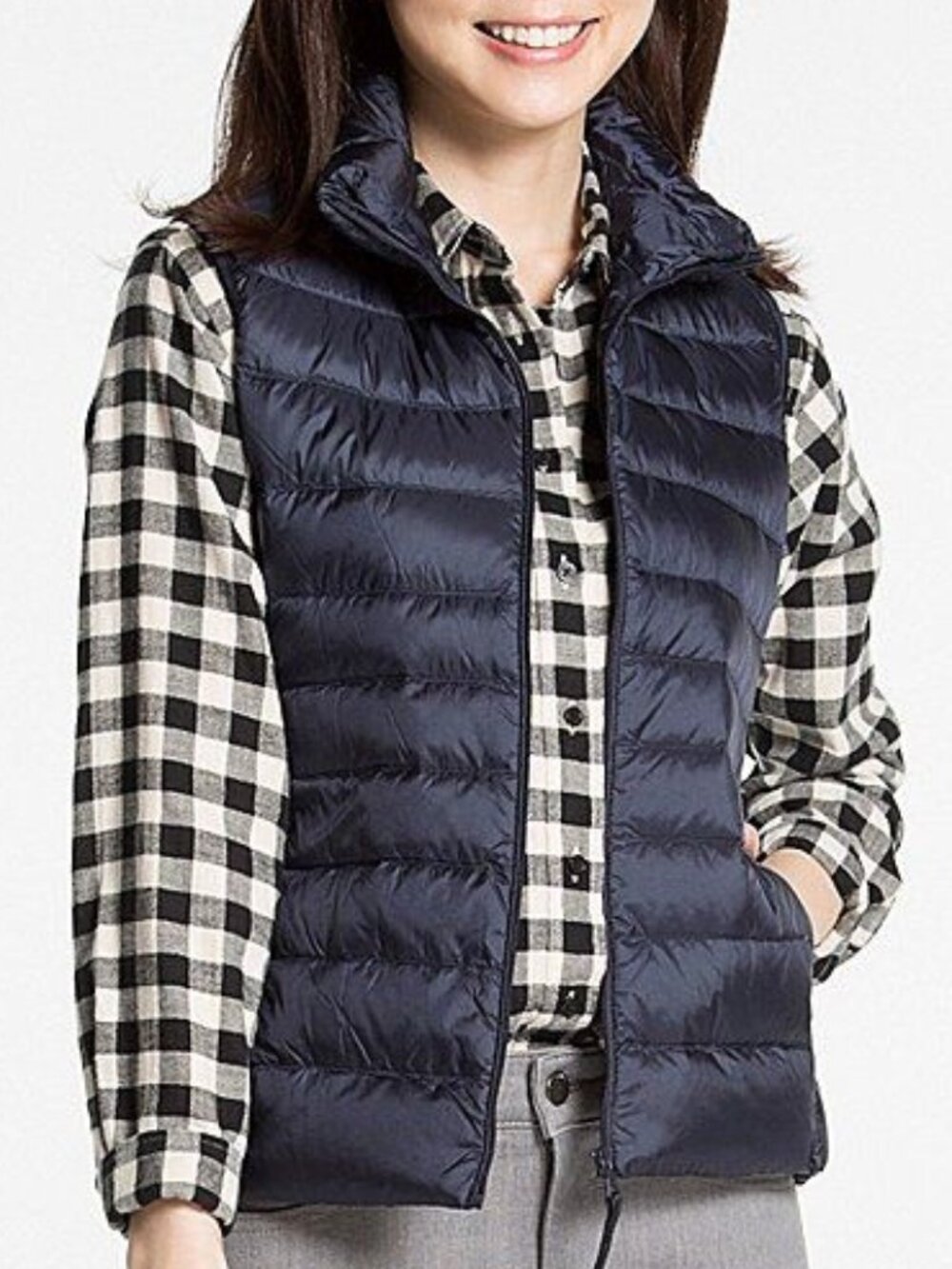 Uniqlo Black Puffer Vest size XS